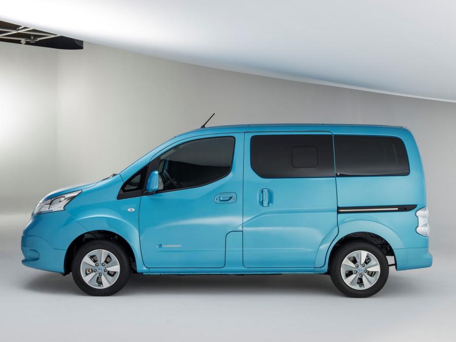 Nissan e-NV200 Evalia 2014 года  (фото 6 из 12)